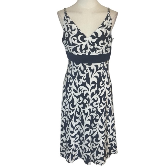 ANN TAYLOR Navy Blue White Floral 100% Silk Sleeveless Midi Dress Hawaiian Sz 4‎ - Picture 1 of 8